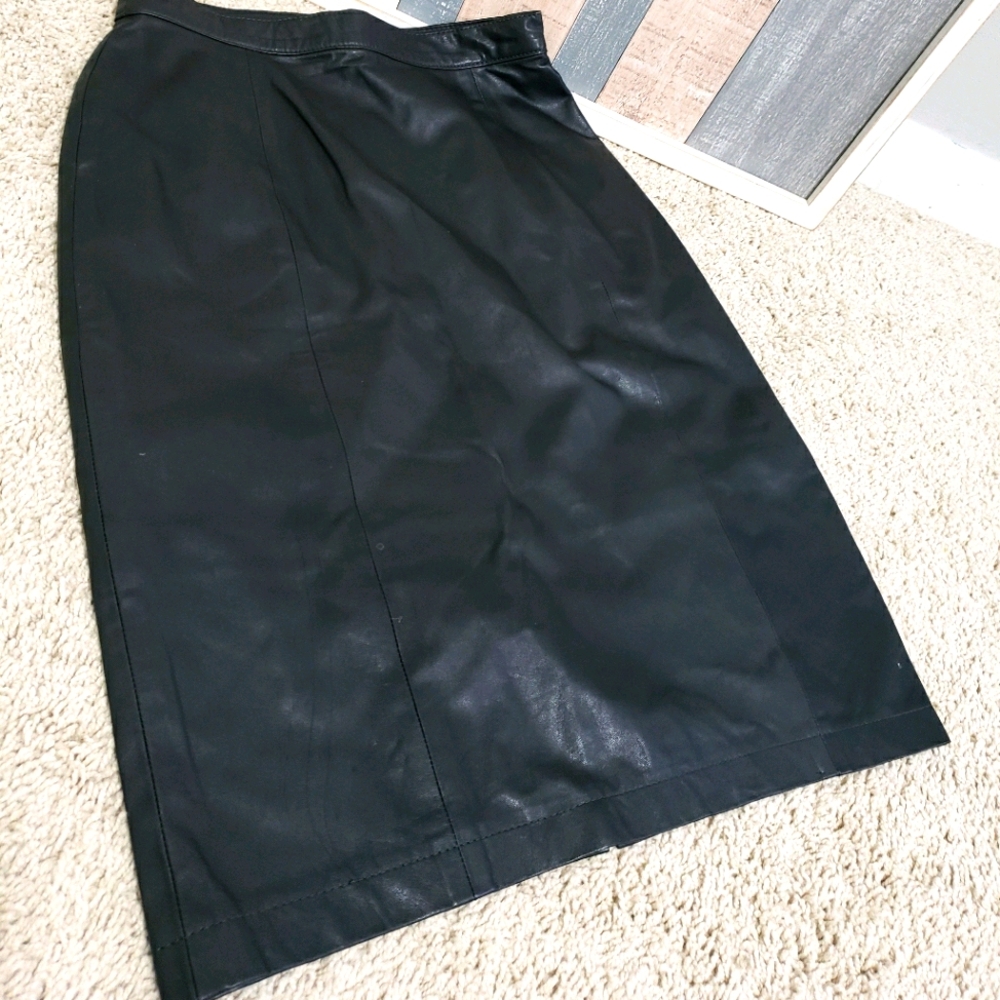 Amati Vintage Leather Pencil Skirt